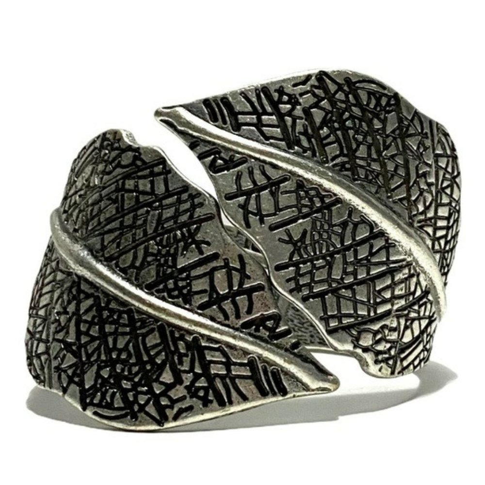 Black Venation Double Leaf Silver Hinged Bangle - image 1